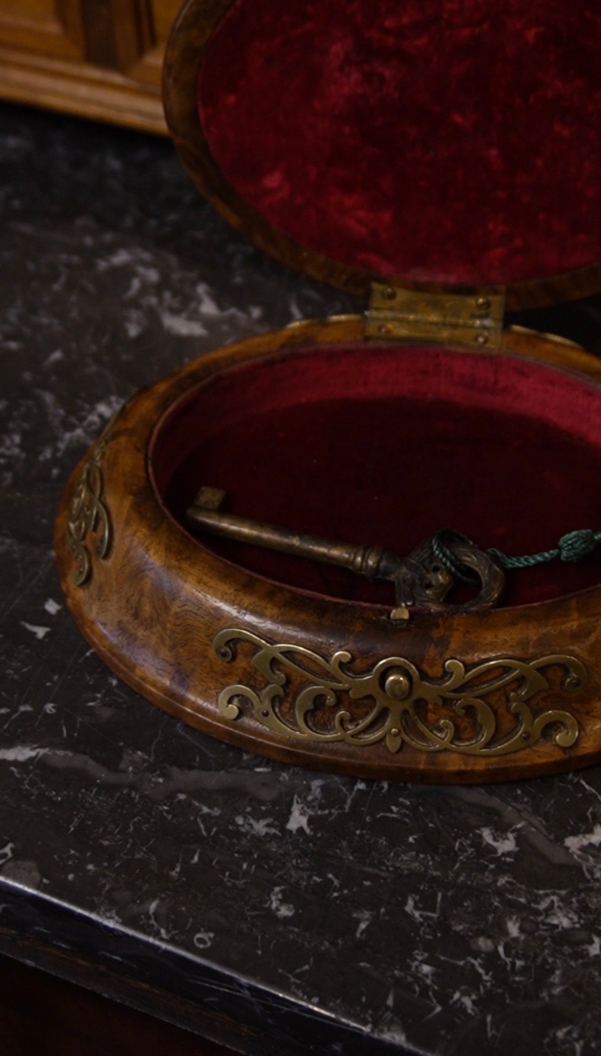 Victorian Burl Walnut Jewelry Casket with Brass Inlay