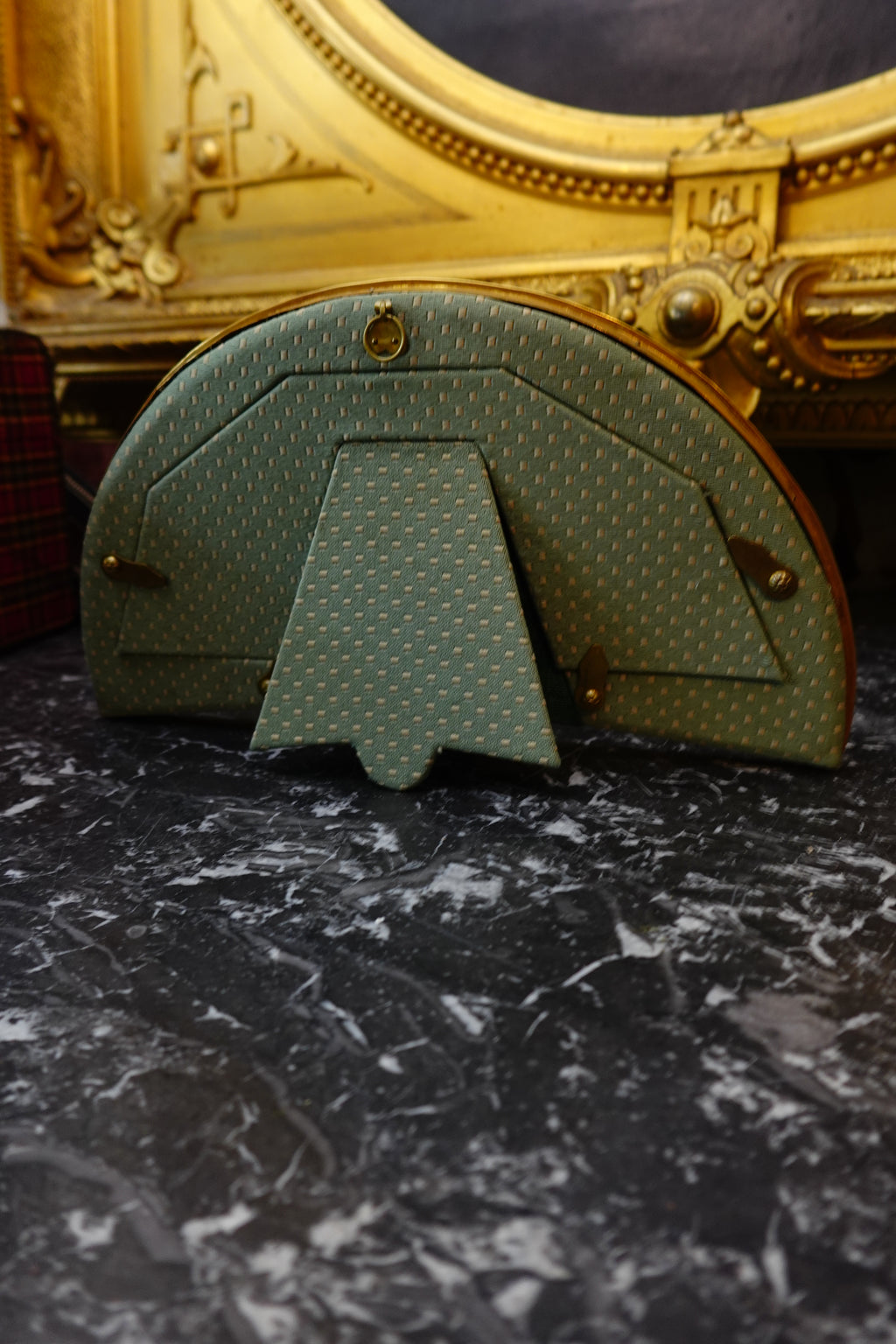 French Belle Époque Fan-Shaped Triple Photo Frame with Ormolu Mounts, c.1890–1910