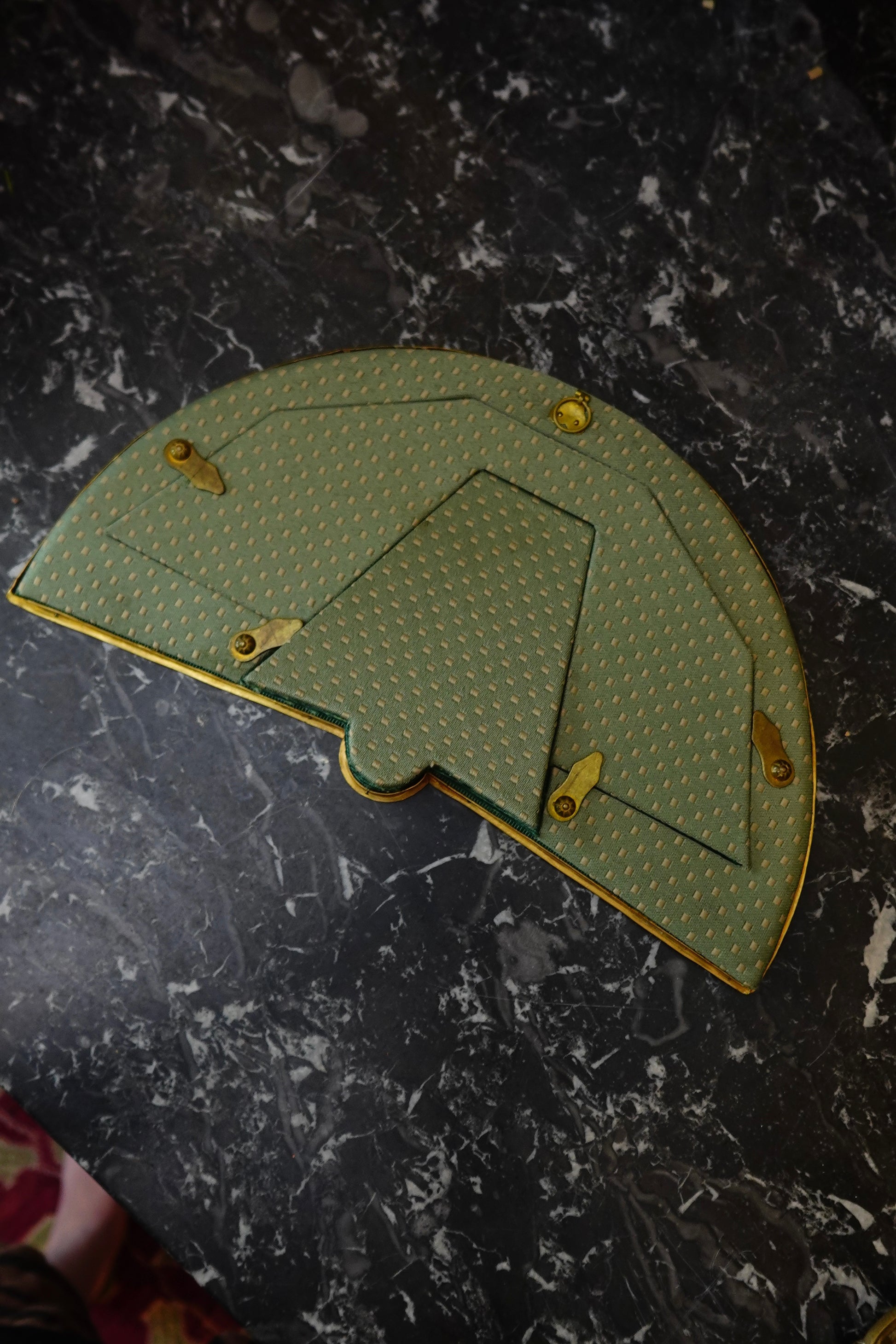 French Belle Époque Fan-Shaped Triple Photo Frame with Ormolu Mounts, c.1890–1910